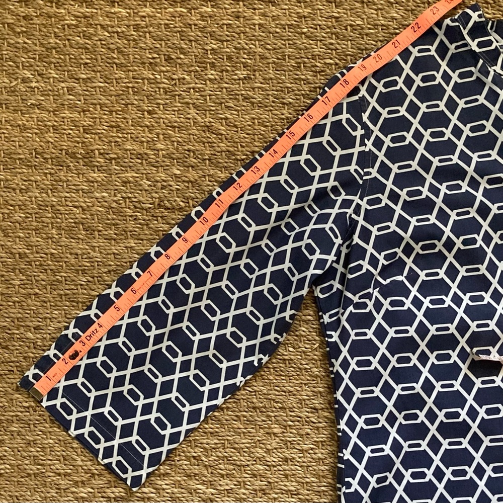 Brooks Brothers Tunic, Navy/White Interlocking Chain Pattern, L - Picture 11 of 14